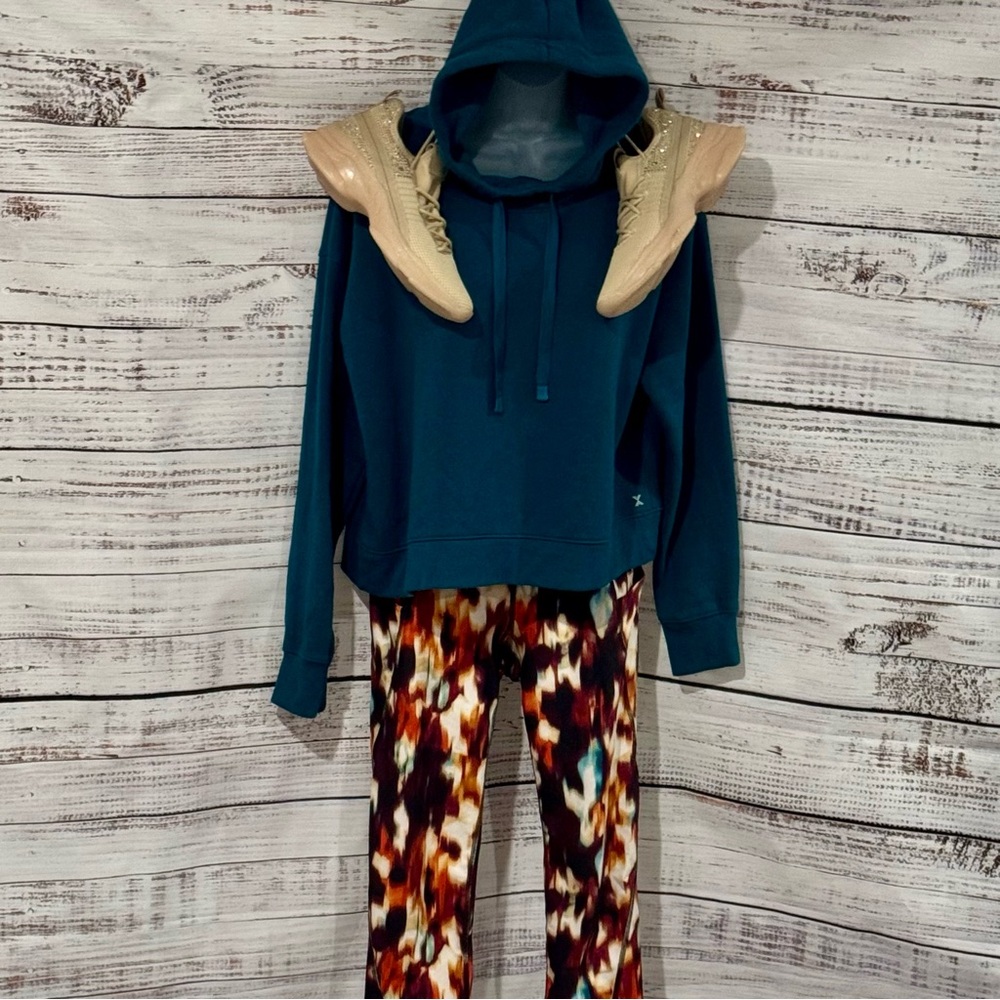 Complete Workout/Running Outfit Multicolor Patterned Capri/Teal Hoodie/ Sneakers